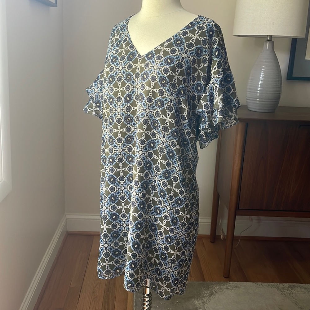Highline Collective Mini dress with v-neck, flare sleeves. Size M